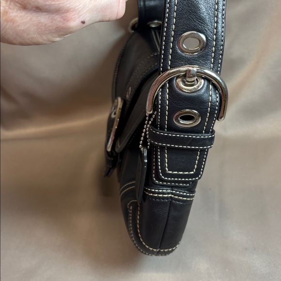 Coach Soho Baguette 2006 - Picture 6 of 17